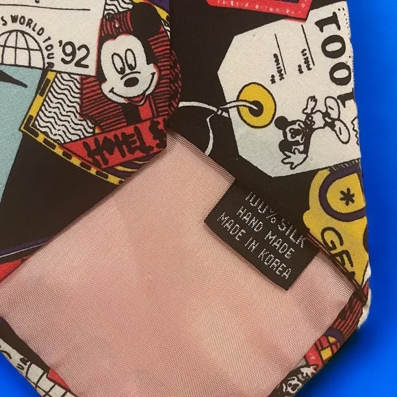 Vintage Disney Tie - Picture 4 of 5